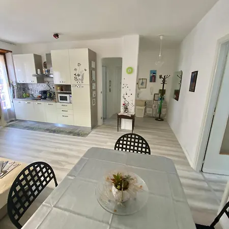 Lella Zona Terme Centro E Vicino Habilita-villa Igea Appartamento Acqui Terme