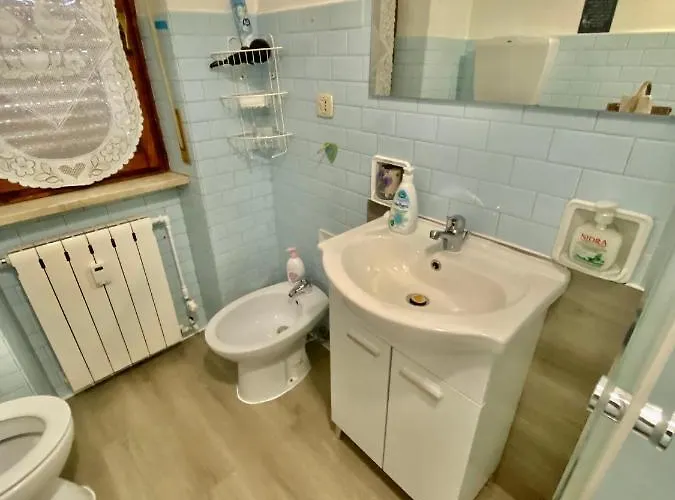 Lägenhet Lella Zona Terme Centro E Vicino Habilita-villa Igea *